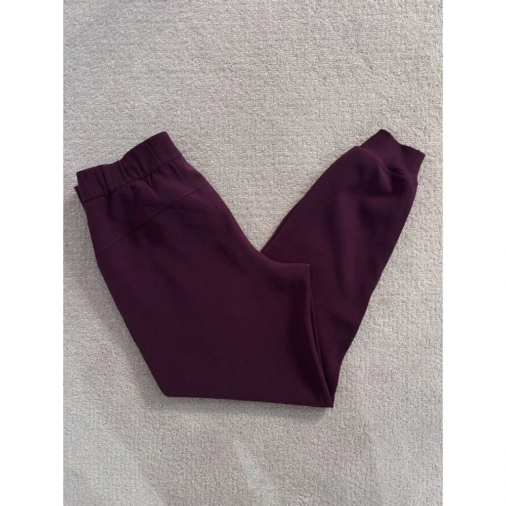 Lululemon On The Fly Jogger Pants Women's Size 8 Pockets Gym Active Athleisure